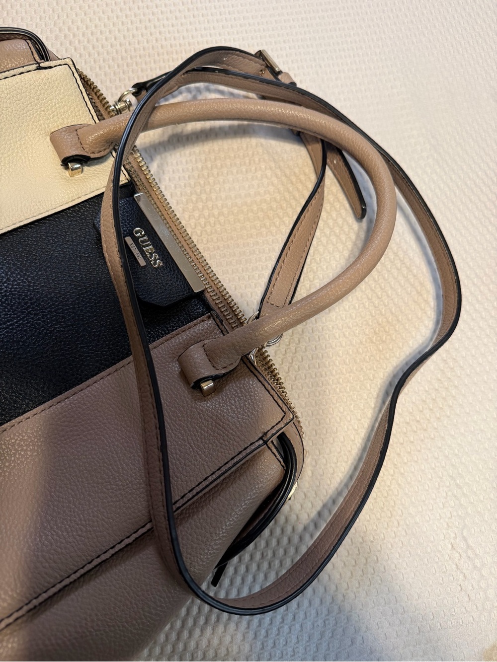 GUESS Ryann Satchel Colorblock Crossbody Handbag Beige Black Cream - Picture 7 of 16